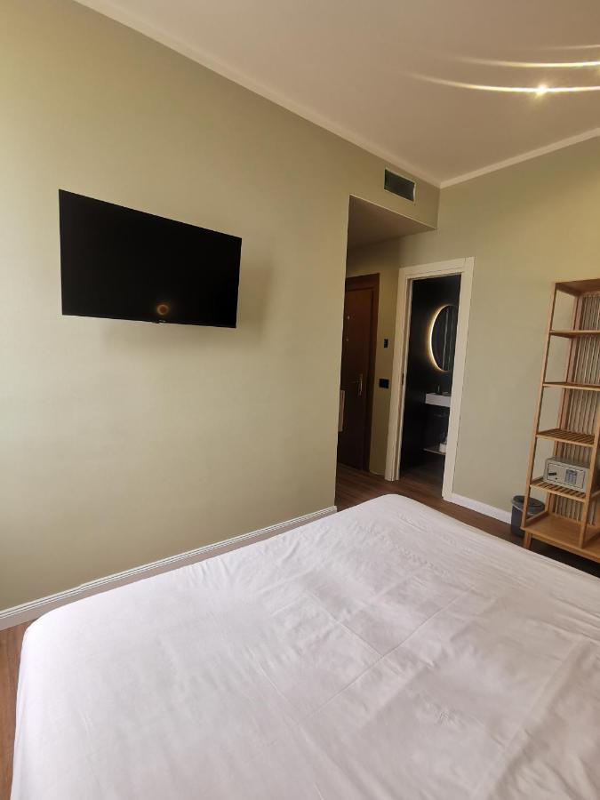 Albium Hotel Αλμπένγκα Εξωτερικό φωτογραφία