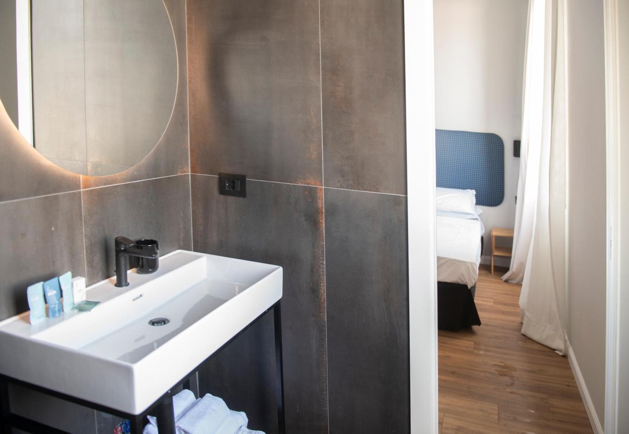 Albium Hotel Αλμπένγκα Εξωτερικό φωτογραφία